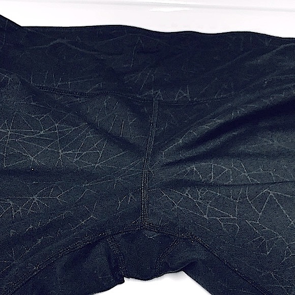 Kirkland’s Sleek Geo Patterned High Rise Compression Active Leggings Wicking LG - Picture 4 of 16